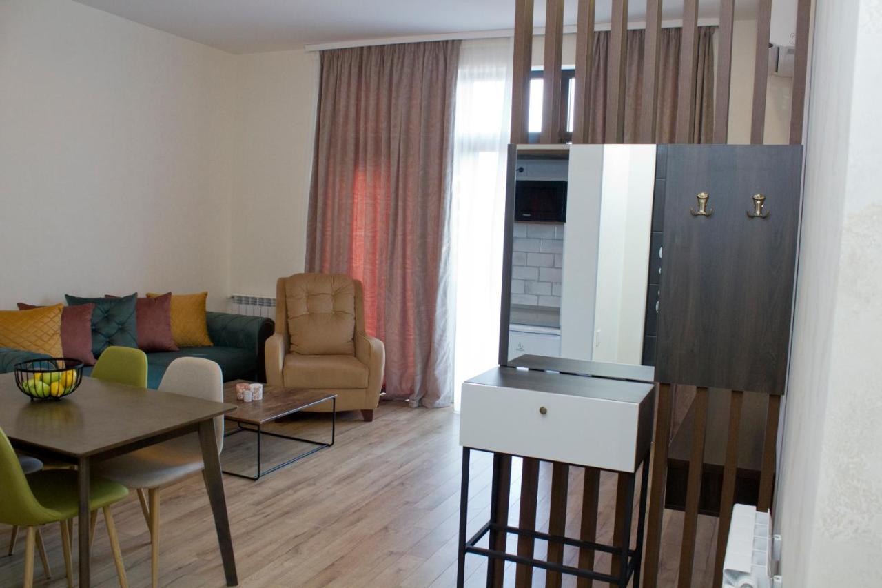 טביליסי Aura Sameba, Luxury Apartment מראה חיצוני תמונה