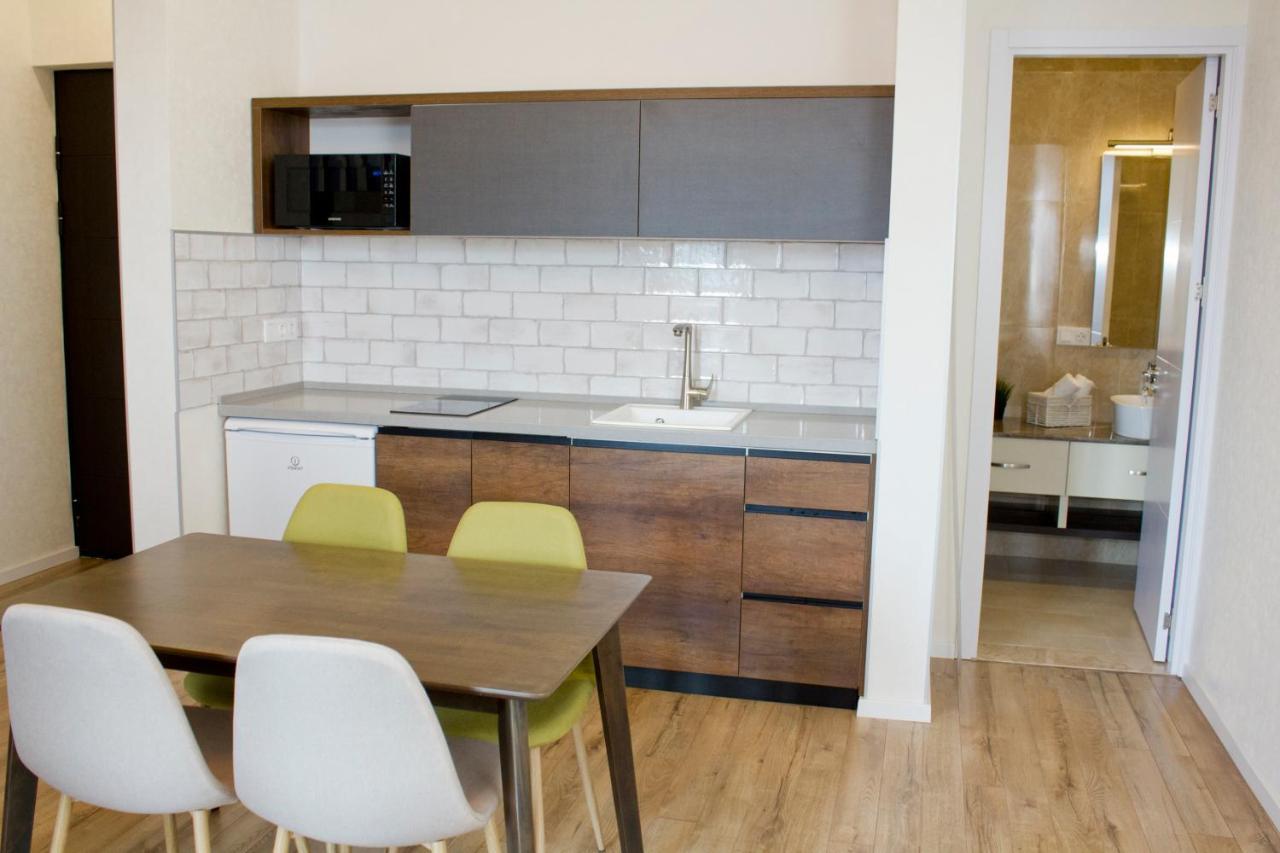 טביליסי Aura Sameba, Luxury Apartment מראה חיצוני תמונה