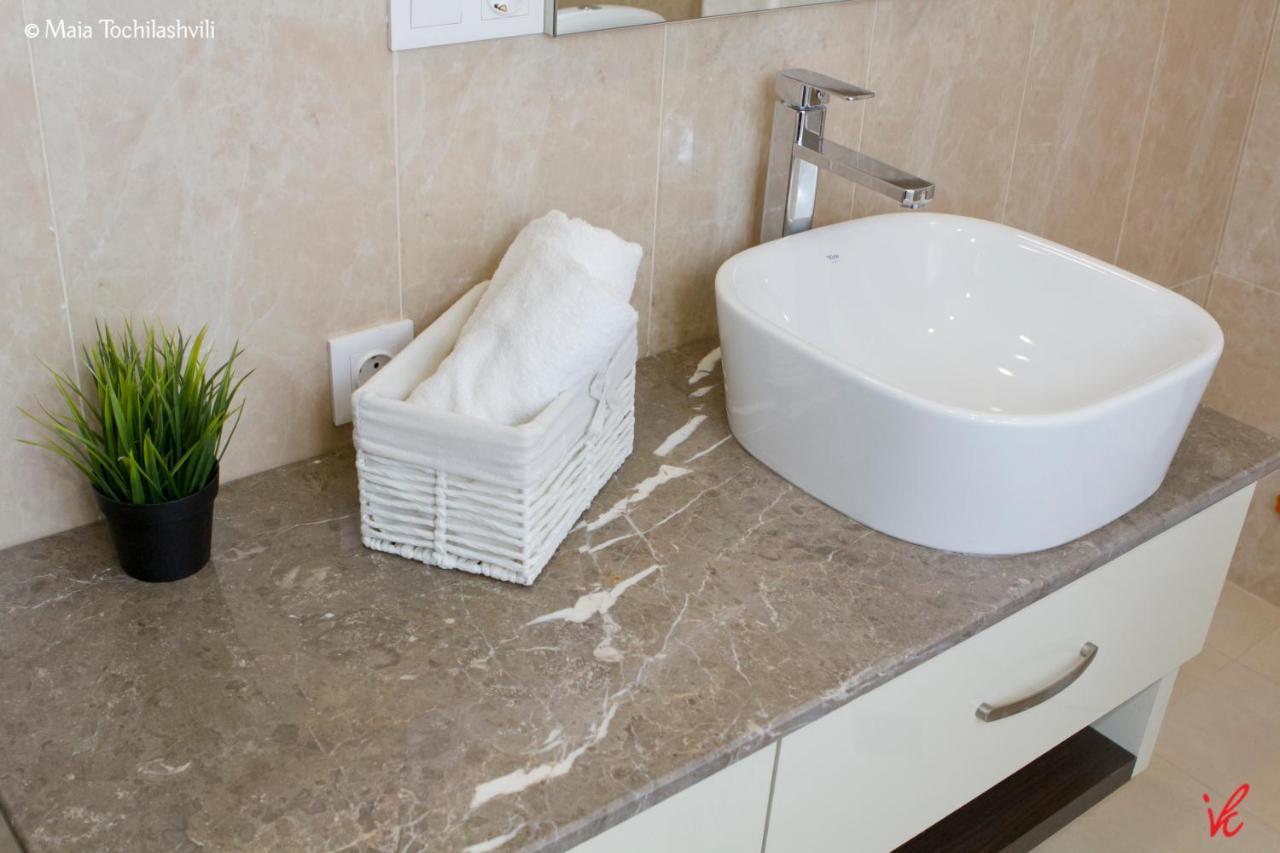 טביליסי Aura Sameba, Luxury Apartment מראה חיצוני תמונה